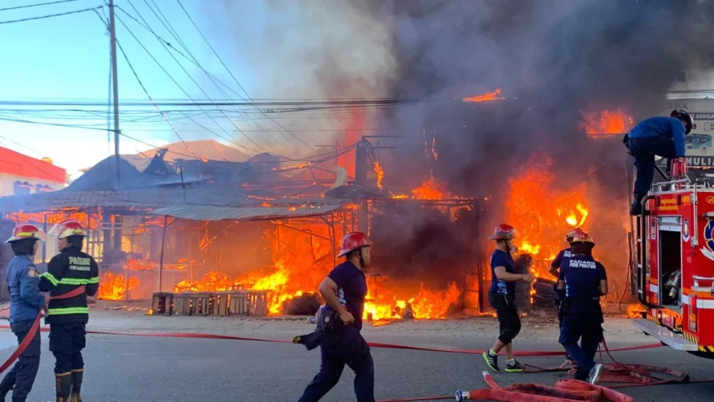 Kebakaran Rumah atau Gedung Sering Terjadi di Jakarta Simak Dugaan 5 Penyebabnya