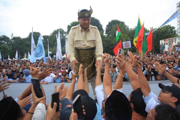 Kampanye di Batam, Prabowo Ajak Warga Berdoa Demi Kemerdekaan Palestina