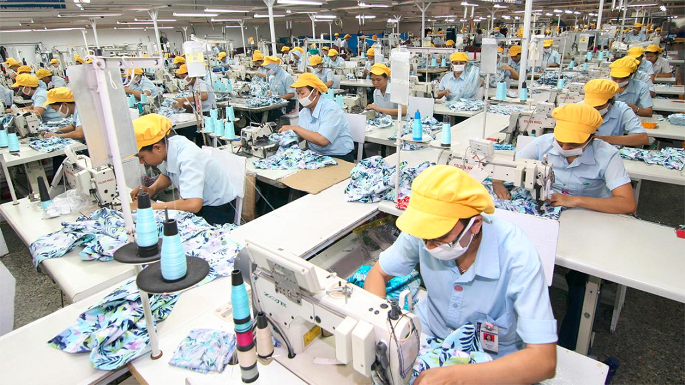 Badai PHK di Industri Tekstil Dikhawatirkan Meluas ke Sektor Manufaktur