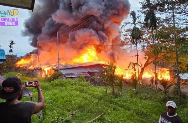 Kebakaran Hebat Hanguskan 20 Kios di Mamberamo Papua, Seorang Korban Ditemukan Tewas