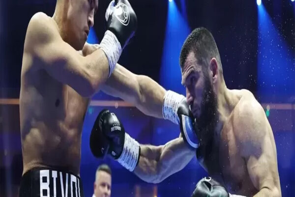 Menolak menyebut kemenangan angka Artur Beterbiev atas Dmitry Bivol sebagai perampokan, meskipun ia menganggap pertarungan itu lebih berpihak kepada Bivol. Kemenangan angka Beterbiev, 21-0 (20),