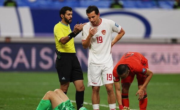 Peluang Timnas Indonesia untuk lolos ke Piala Dunia 2026 masih terjaga meski menelan kekalahan 1-2 dari China pada matchday keempat babak ketiga Kualifikasi Piala Dunia 2026, Selasa (15/10) malam WIB.