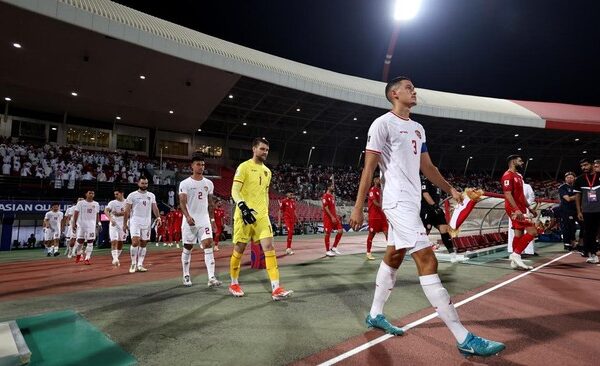 Media China terkejut dengan langkah Timnas Indonesia yang tiba lebih cepat di Qingdao jelang laga melawan China dalam lanjutan Kualifikasi Piala Dunia 2026. Timnas Indonesia akan melawan China di Stadion Qingdao pada pertandingan keempat Grup C babak ketiga Kualifikasi Piala Dunia 2026, Selasa (15/10).