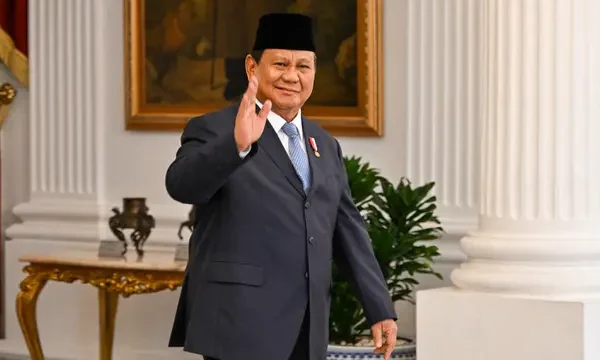 beritanana4d.com, Jakarta Presiden RI Prabowo Subianto memberikan pemeriksaan kesehatan (medical check up) gratis bagi masyarakat yang sedang berulang tahun. Program ini menggunakan anggaran negara tahun 2025 sebesar Rp3,2 triliun.